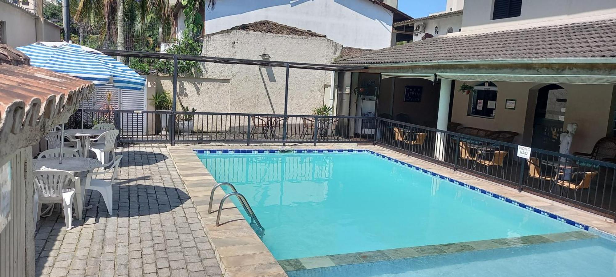 Pousada Parque Suites Estacionamento E Piscina グァルジャー エクステリア 写真