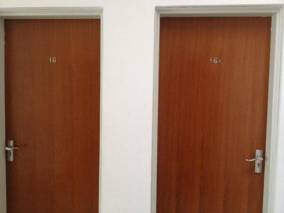 Pousada Parque Suites Estacionamento E Piscina グァルジャー 部屋 写真